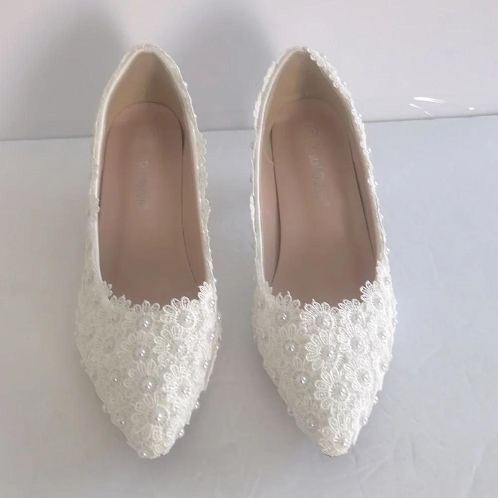 Crystal Queen Bridal White Lace Pearl Kitten Heels Wedding Pumps Size 40 8.5 US - Picture 11 of 15
